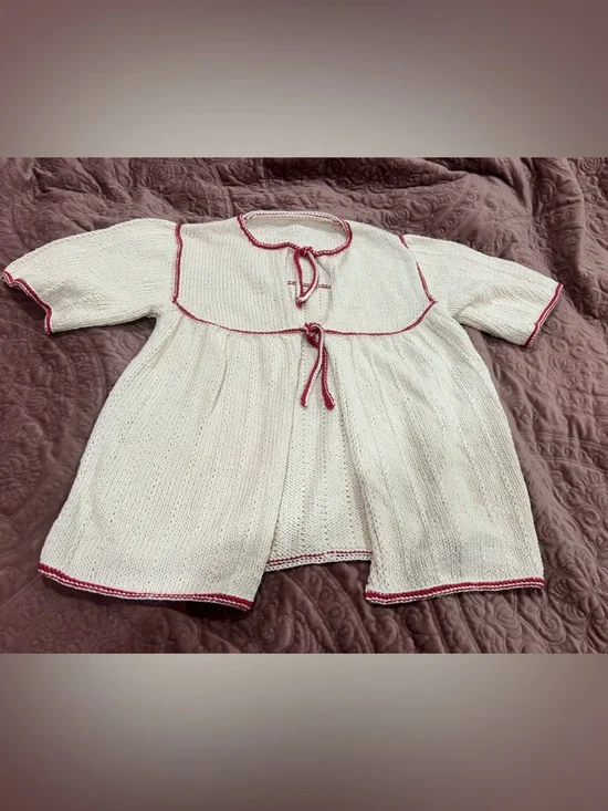 Cream crochet Knit open Cardigan with Red Trim - Picture 1 of 4